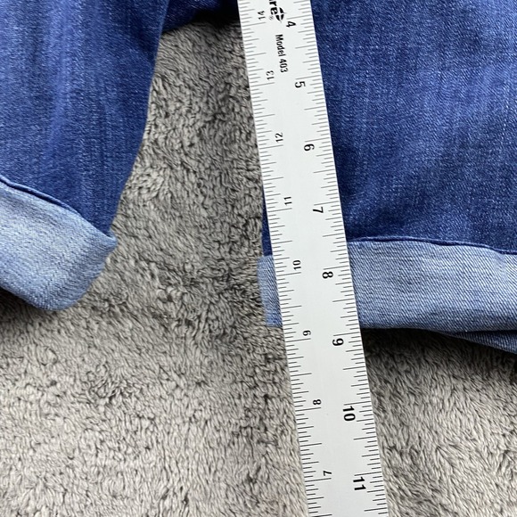 Levis Classic Bermuda Jean Shorts Womens 24W Blue Cuffed‎ Denim - Picture 4 of 16